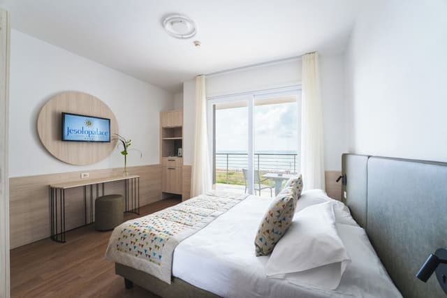 Classic Double Room, 1 Queen Bed, Sea View