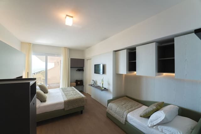 Triple Room, Partial Sea View