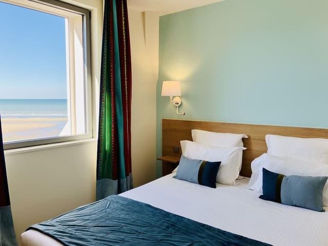 Chambre Double Supérieure, 1 grand lit, vue mer