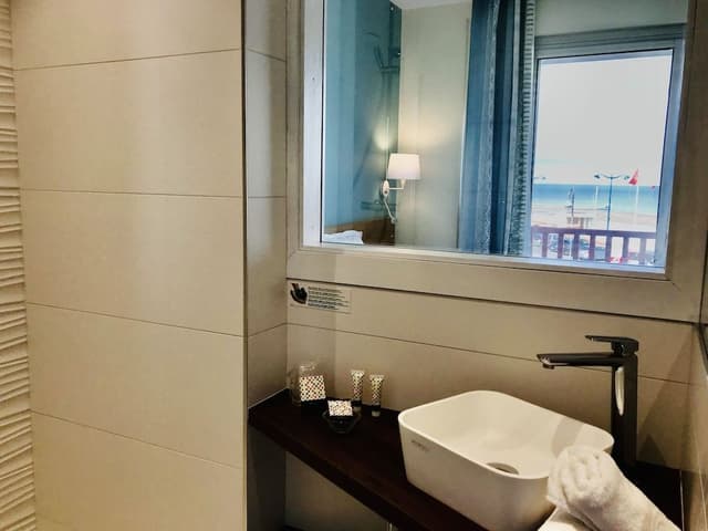 Chambre Double Deluxe, 1 grand lit, terrasse, vue mer