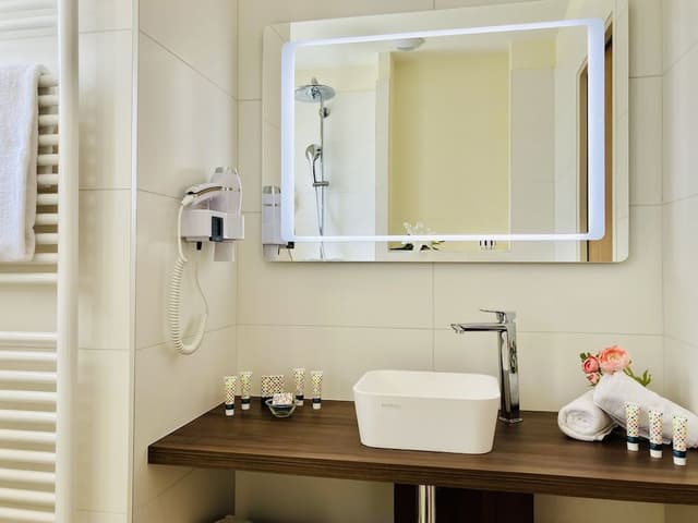 Chambre Double Supérieure, 1 grand lit, vue mer
