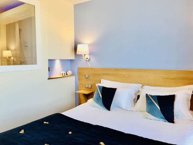 Chambre Double Supérieure, 1 grand lit, vue mer