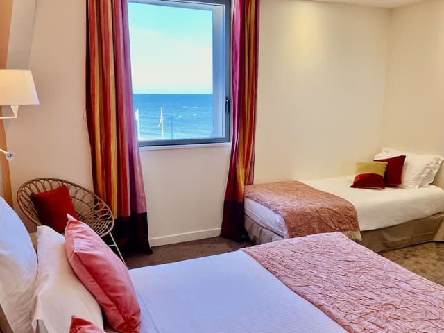 Chambre Triple Familiale, vue mer