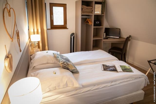 Grand Comfort Room