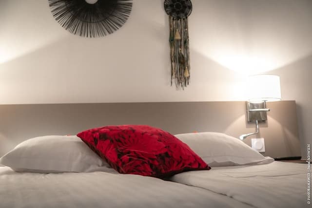 Grand Comfort Room