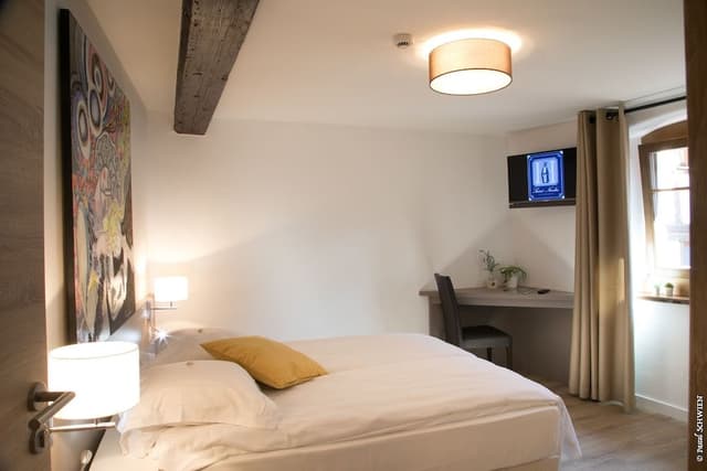 Grand Comfort Room