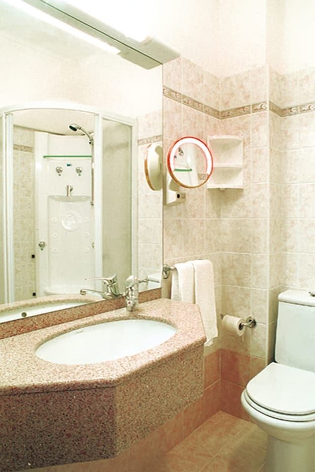 Standard Single Room, Terrace, Partial Sea View