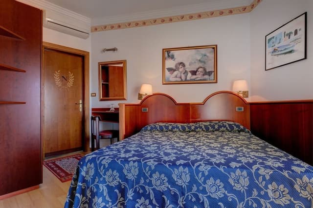 Standard Single Room, Terrace, Partial Sea View