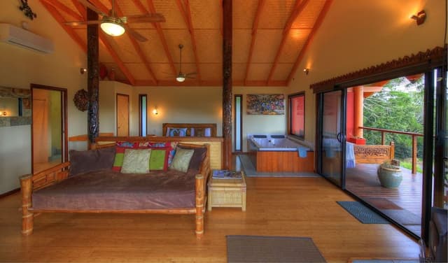 Candi Dasa King Spa Villa (New)
