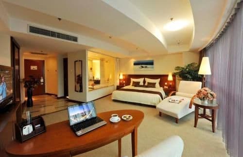 Circle Room
