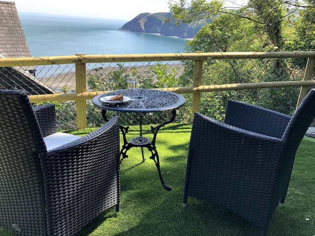 Superior Apartment, Ensuite, Sea View (Self catering 2king beds)