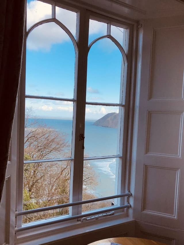 Superior Suite, Ensuite, Sea View (King- Double and bunks)