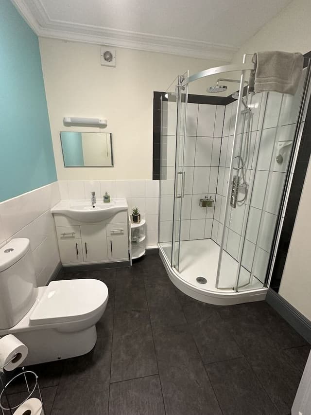 Superior Suite, Ensuite, Sea View (King- Double and bunks)