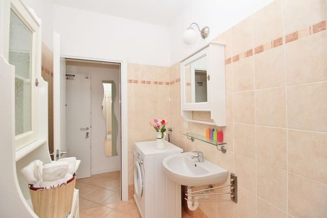 Family Apartment, Multiple Beds, Lakeside (Residenza Menaggio - Glicine)