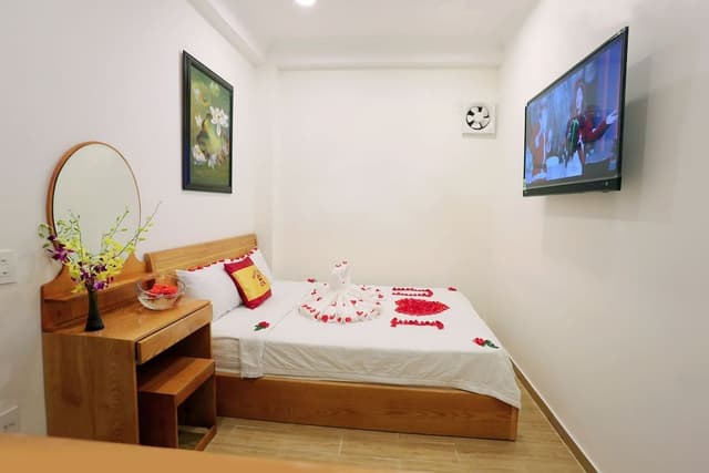 Standard Double Room, No Windows