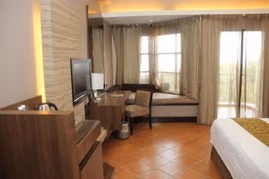 Deluxe Seafront Twin (Bed and Breakfast) - Smoking