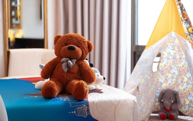 Jinling Tower Cozy Twin Family Room