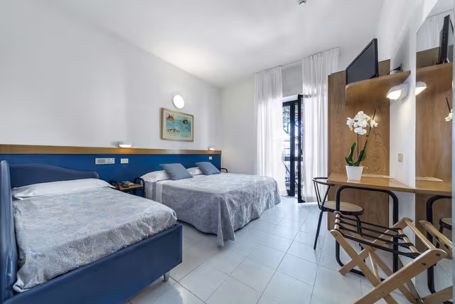 Triple Room, Balcony