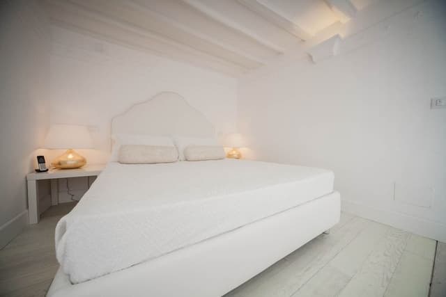 Junior Duplex, 2 Bathrooms