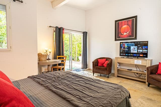 Superior Double Room (Clementine)