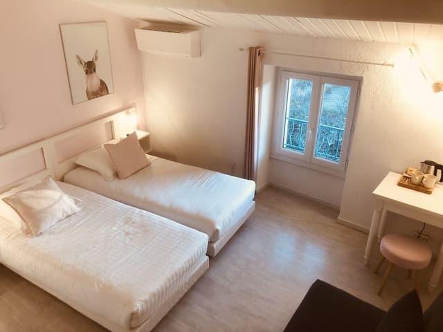 Comfort Twin Room