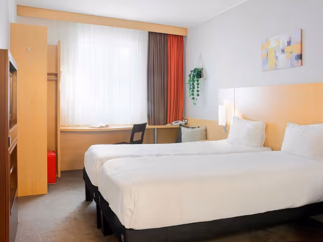Twin Room, 2 Twin Beds