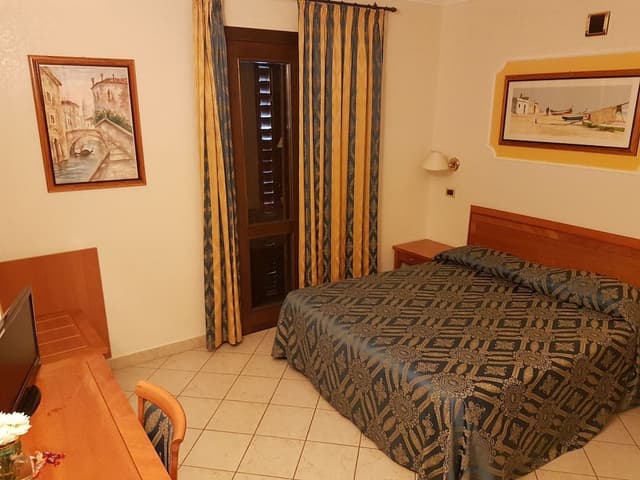 Standard Double or Twin Room, Sea View