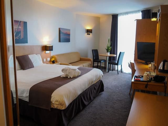 Superior Room, 1 King Bed