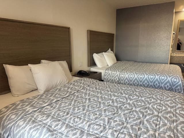 Standard Room, 2 Queen Beds