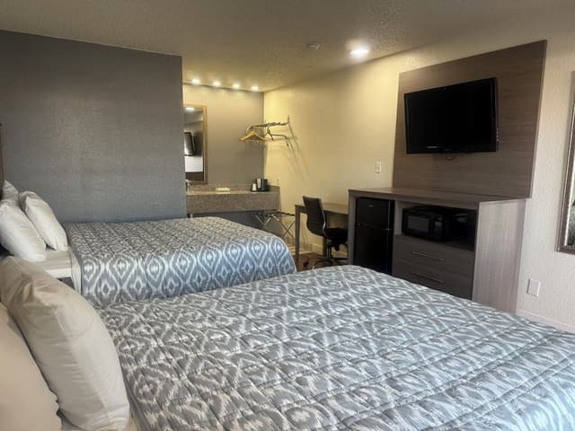 Standard Room, 2 Queen Beds