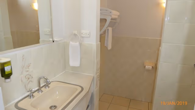 Economy Suite