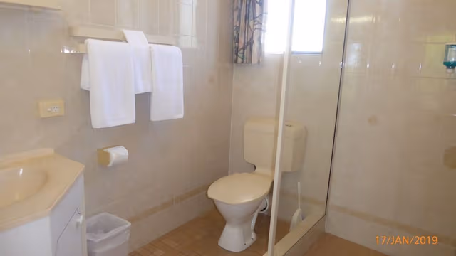 Standard Room, 1 Queen Bed