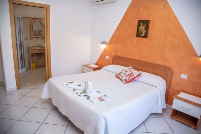 Room, 2 Bedrooms, Connecting Rooms