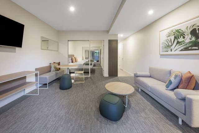 One Bedroom Apartment