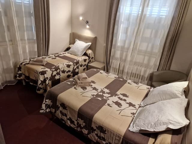 Triple Room