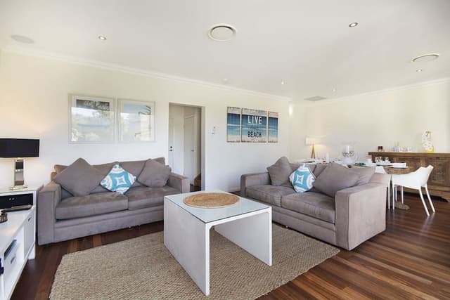 Luxury 4 Bedroom House with Private Pool