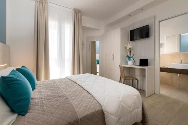 Deluxe Room, Multiple Beds, Sea View, Tower