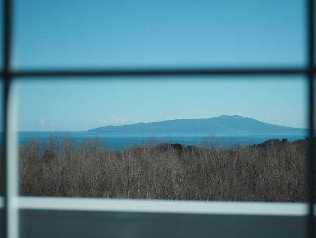 Deluxe Twin Room, 2 Twin Beds, Balcony, Partial Sea View