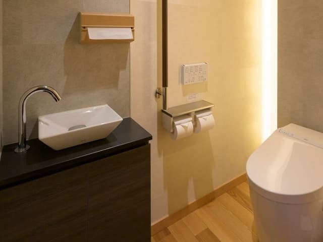 Superior Japanese-Style Room with Beds & Shower room, Non Smoking