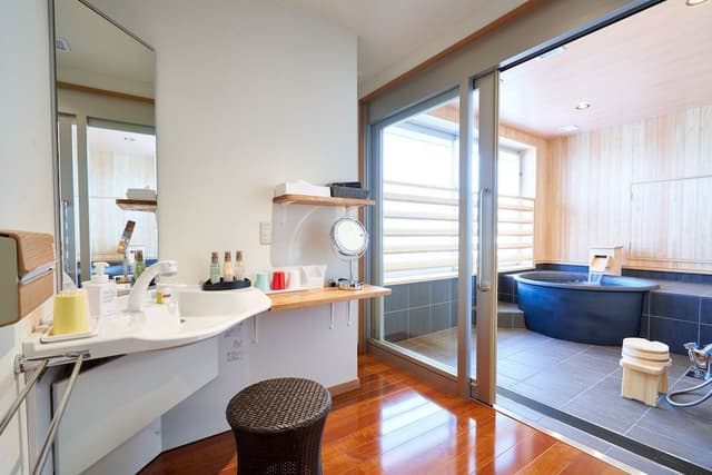 [Accessible] Room with hot springs, Non Smoking
