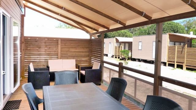 Mobil home TEXAS CONFORT 8 p Dimanche