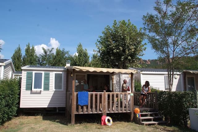 Mobile Home, 2 Bedrooms, Pool Access (Colorado)