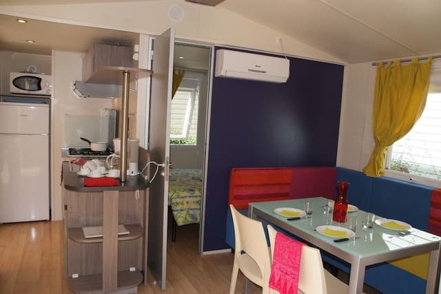 Mobile Home, 3 Bedrooms