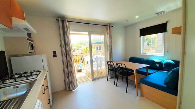 Mobile Home, 2 Bedrooms
