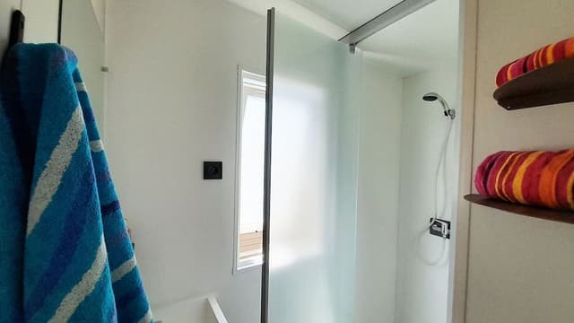 Mobile Home, 2 Bedrooms