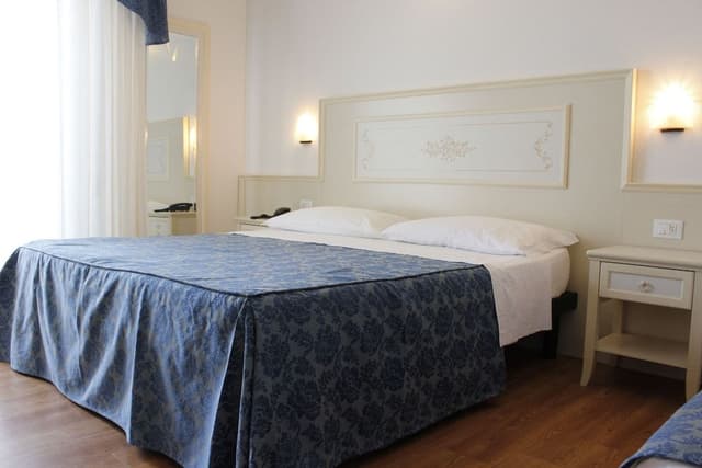 Room, 1 Queen Bed (Flexible)