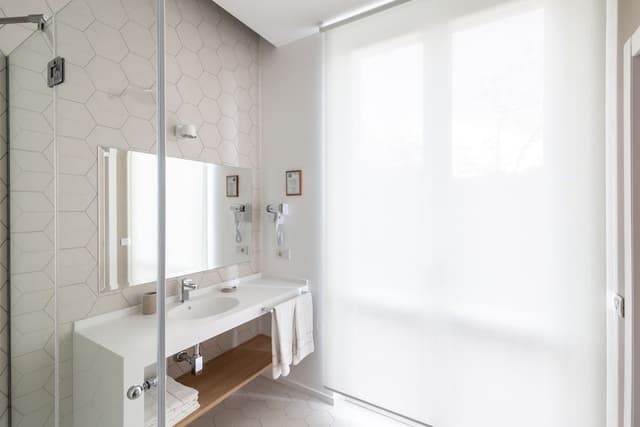 Superior Triple Room, 1 King Bed