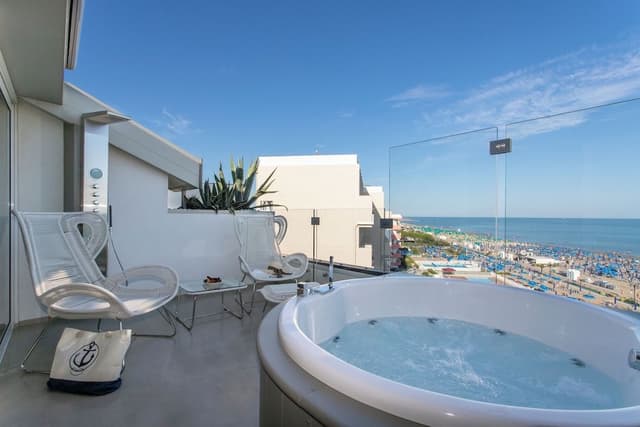 Panoramic Suite, Sea View