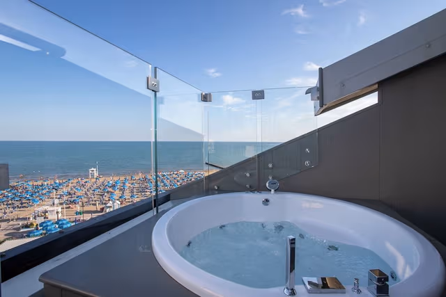 Panoramic Suite, Sea View