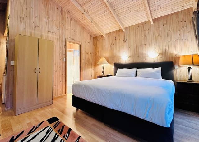 Superior Cabin